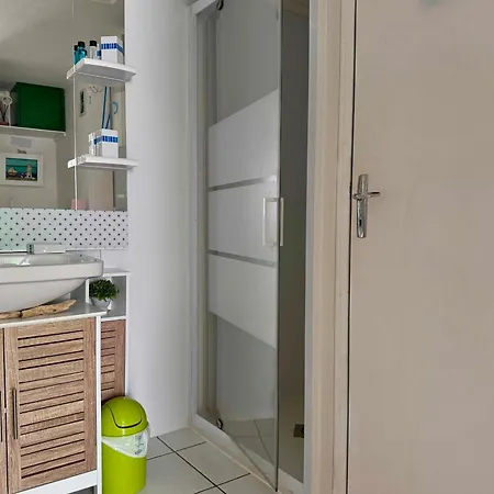 Maison Avec Piscine, Tennis Et Aire De Jeux à 950m De La De Sable Fin - - Fr-1-336-145 *