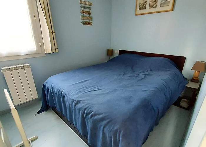 Maison Avec Piscine, Tennis Et Aire De Jeux à 950m De La De Sable Fin - - Fr-1-336-145