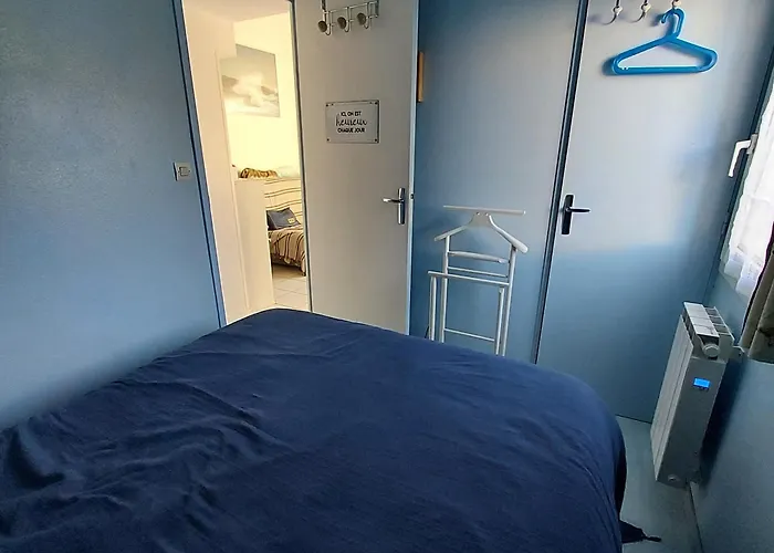 Maison Avec Piscine, Tennis Et Aire De Jeux à 950m De La De Sable Fin - - Fr-1-336-145 Hébergement de vacances *