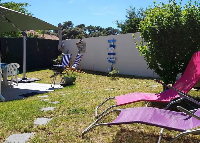 Hébergement de vacances Maison Avec Piscine, Tennis Et Aire De Jeux à 950m De La De Sable Fin - - Fr-1-336-145 *